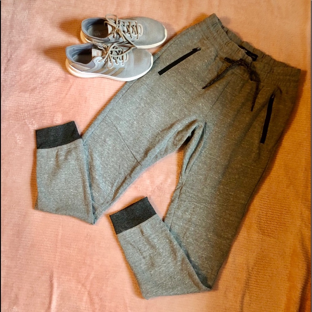 🏃‍♀️Grey Joggers Great Condition!